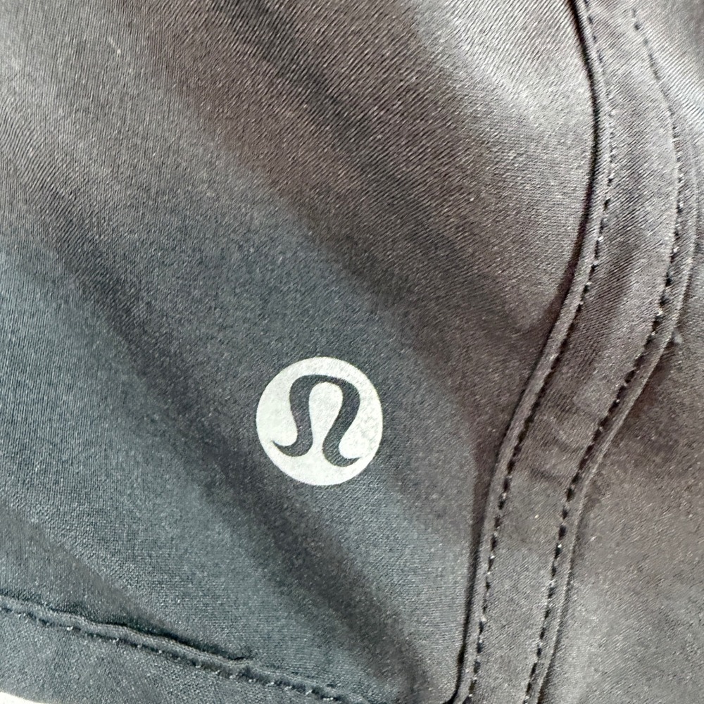 Lululemon Black Lined Running Shorts Womens Size 8 Elastic Waist Zip Pocket - Picture 5 of 9